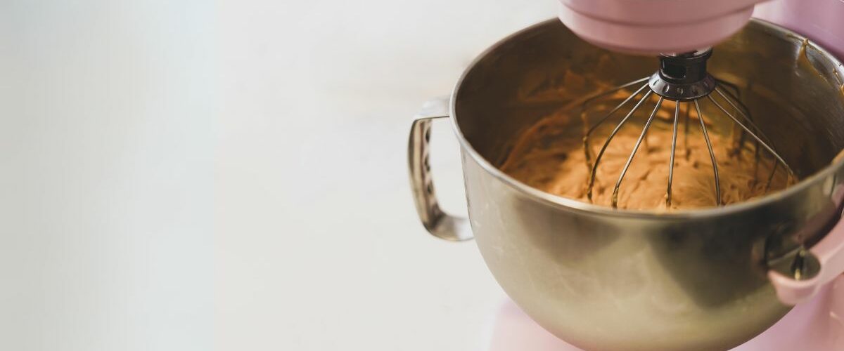 Le robot pâtissier KitchenAid : un indispensable en cuisine ?